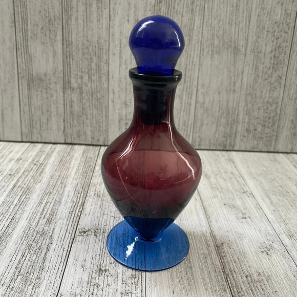 Beautiful Amethyst and Cobalt Blue Bi Color Glass Perfume Bottle - Picture 4 of 9